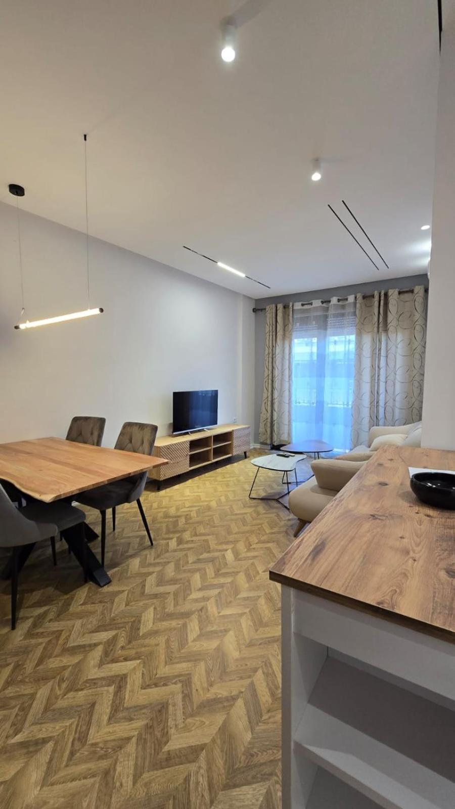 Apartamento Tirent Apartment-modern Bedrooms Near Liqeni I Thate *
