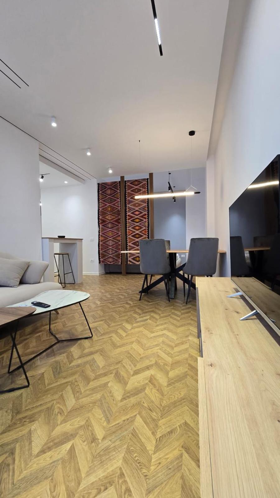 Apartamento Tirent Apartment-modern Bedrooms Near Liqeni I Thate Tirana